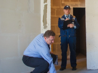 Как получить квартиру в собственность. Инструкция